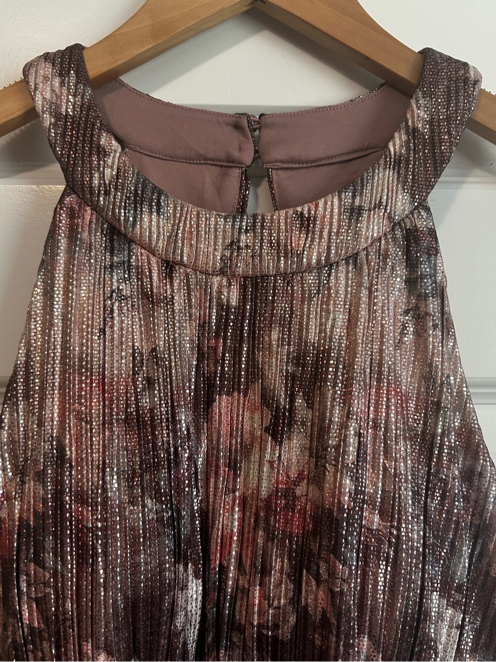 NWT Eliza J Metallic Pleated Halter Maxi Dress in Pink Gown Wedding Formal - Picture 7 of 12